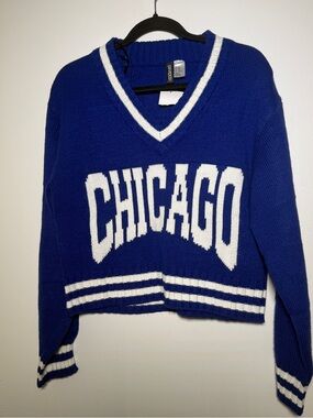 Divided Women's Blue White Chicago V-Neck Cropped Sweater XXS NWT